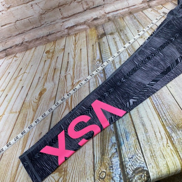 Victoria’s Secret VSX Sport KNOCKOUT Size X Small Grey Black Leggings Yoga Pants - Picture 7 of 8